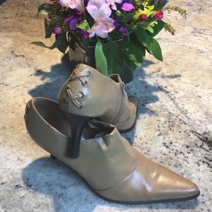 Franco Sarto Womens Pointed Toe Stretch Ankle Boot